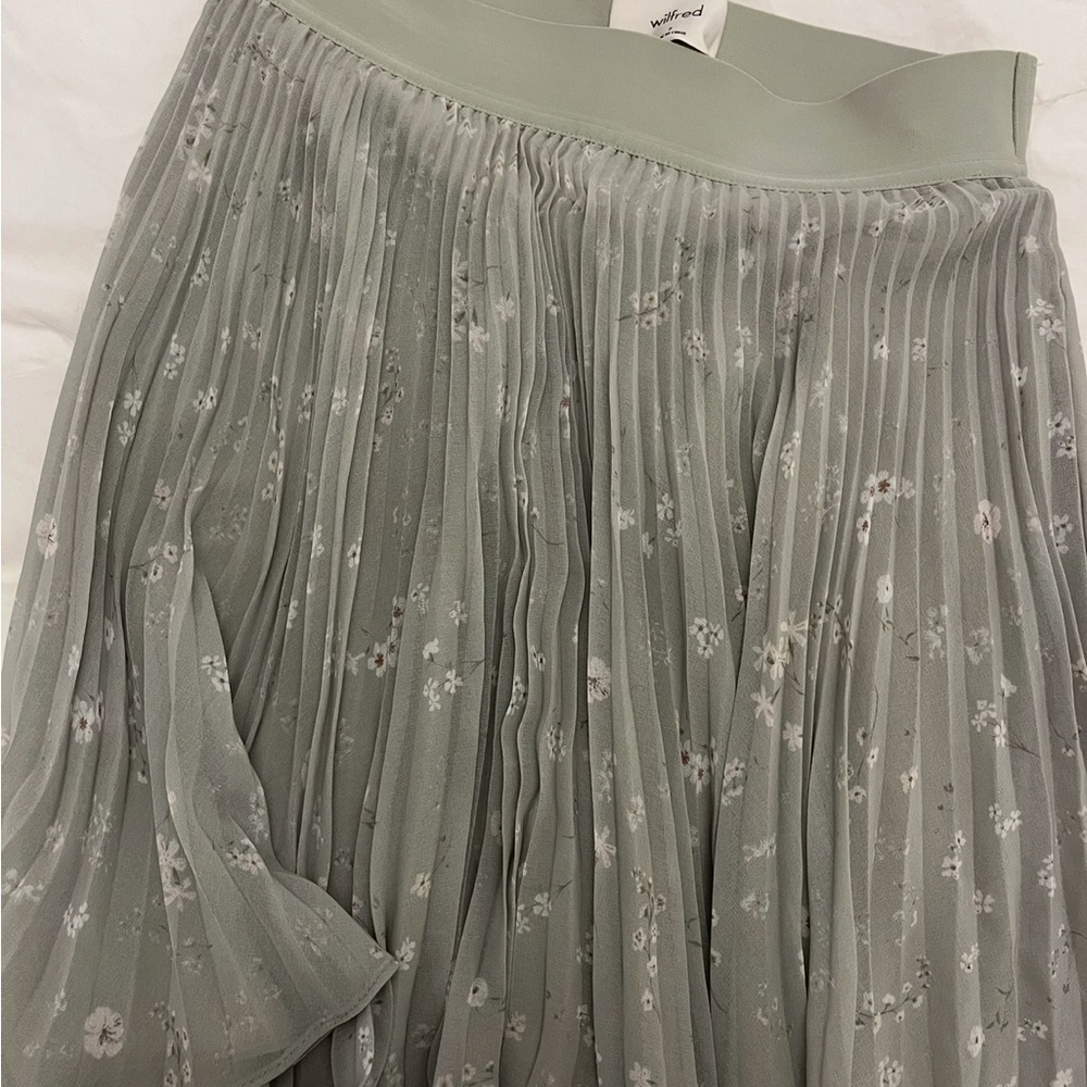 Pleated Floral Midi Skirt - Sage Green